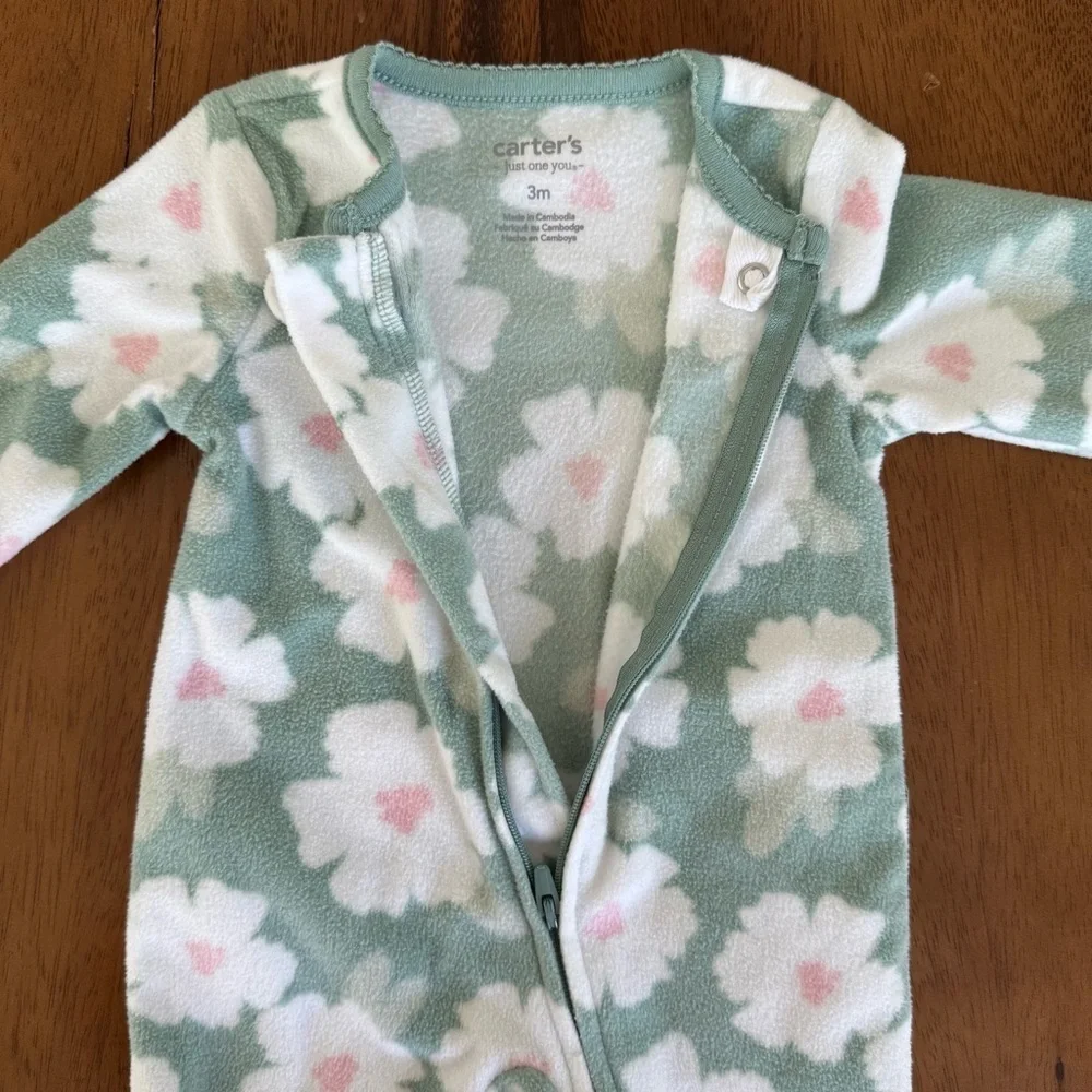 Carter’s Floral Green and White Baby Girl Footed One Piece Fleece Pajama size 3M